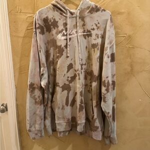 Nike Men's Tie-Dye Hoodie in Brown and Cream